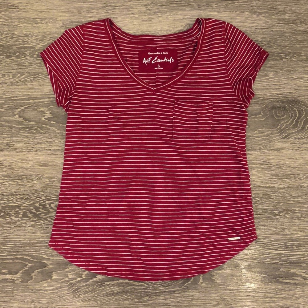 Abercrombie & Fitch short sleeve v-neck shirt